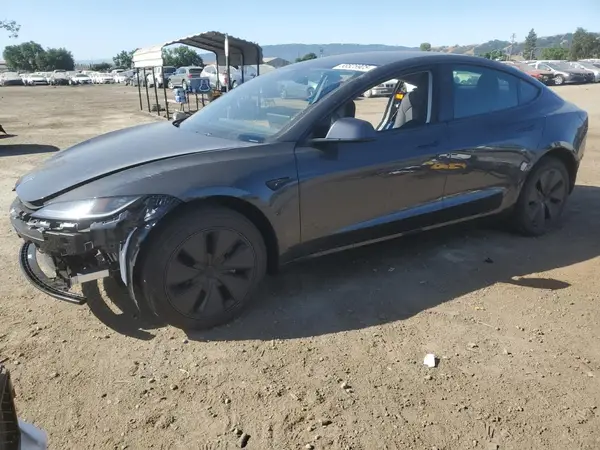 5YJ3E1EA4SF978477 2025 TESLA MODEL 3 - Image 1