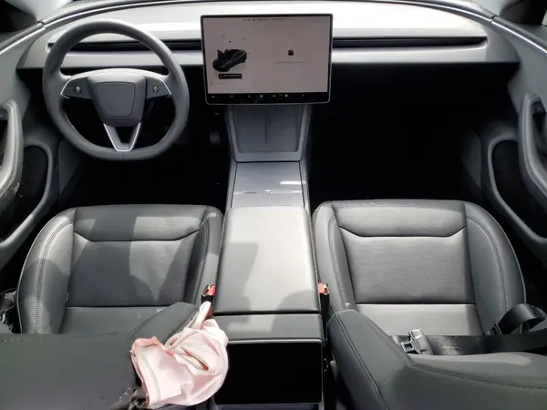 5YJ3E1EA4SF982965 2025 TESLA MODEL 3 - Image 8