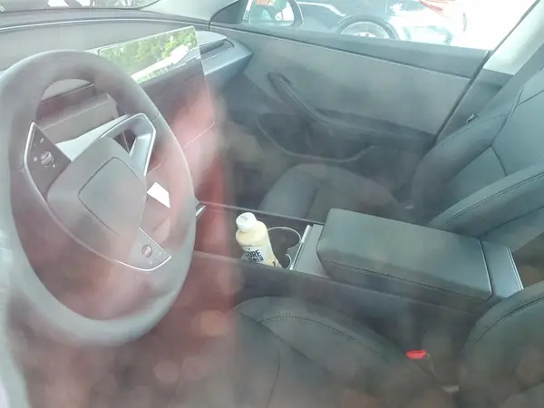 5YJ3E1EA4TF131735 2026 TESLA MODEL 3 - Image 8