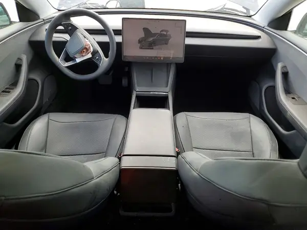 5YJ3E1EA4TF147630 2026 TESLA MODEL 3 - Image 8
