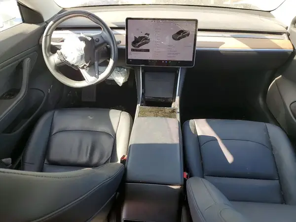 5YJ3E1EA5JF005249 2018 TESLA MODEL 3 - Image 8