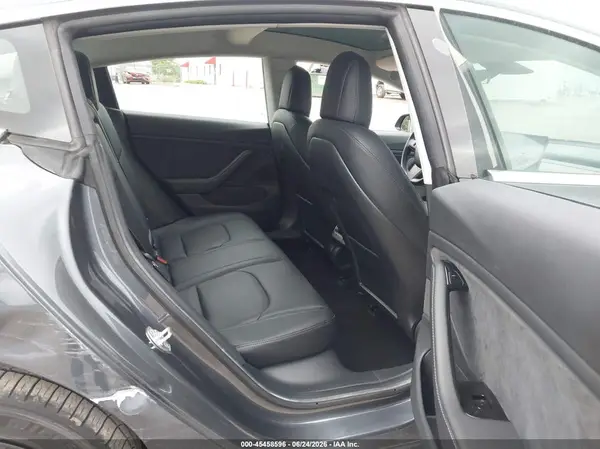 5YJ3E1EA5JF006918 2018 TESLA MODEL 3 - Image 8