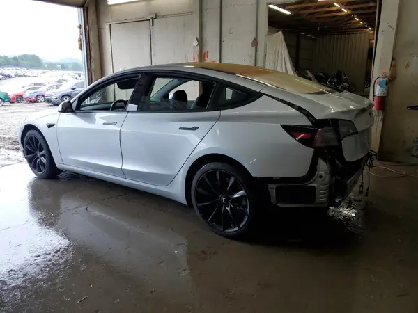 5YJ3E1EA5JF007891 2018 TESLA MODEL 3 - Image 2