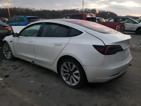5YJ3E1EA5JF008202 2018 TESLA MODEL 3 - Image 2