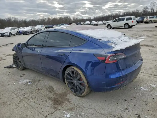 5YJ3E1EA5JF009852 2018 TESLA MODEL 3 - Image 2