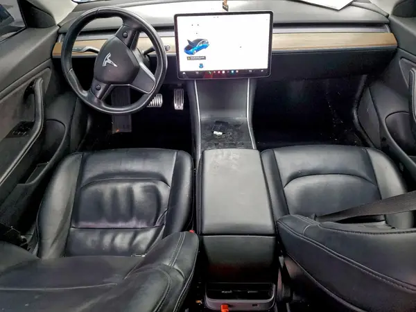 5YJ3E1EA5JF009852 2018 TESLA MODEL 3 - Image 8
