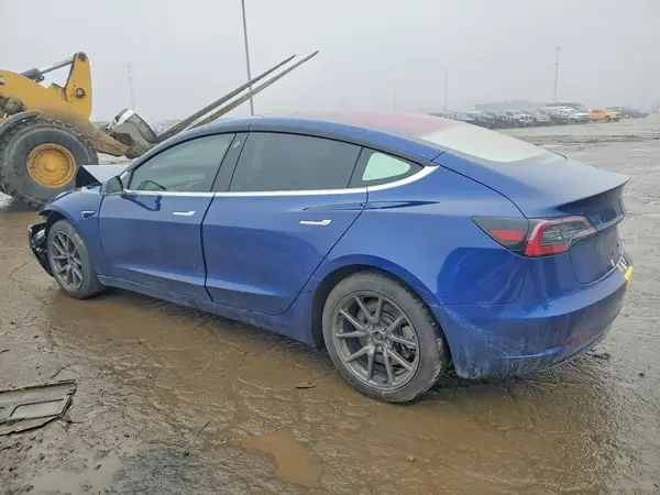 5YJ3E1EA5JF013111 2018 TESLA MODEL 3 - Image 2