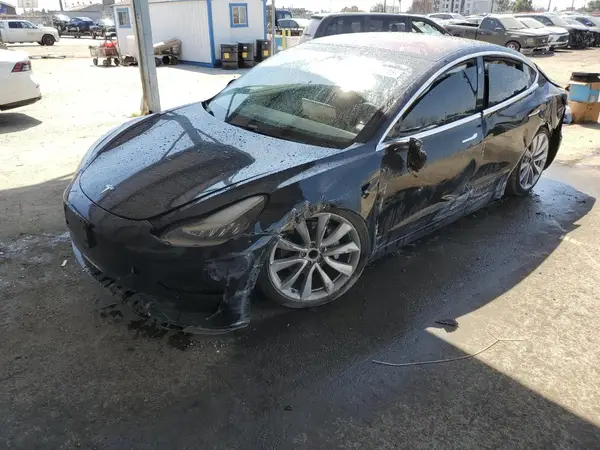 5YJ3E1EA5JF013321 2018 TESLA MODEL 3 - Image 1
