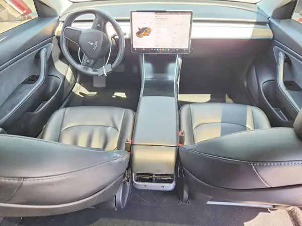 5YJ3E1EA5JF015439 2018 TESLA MODEL 3 - Image 8