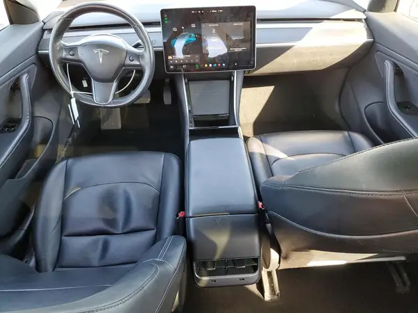 5YJ3E1EA5JF015733 2018 TESLA MODEL 3 - Image 8