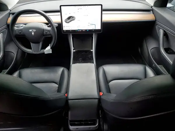 5YJ3E1EA5JF017966 2018 TESLA MODEL 3 - Image 8