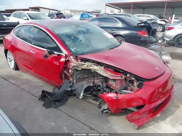 5YJ3E1EA5JF018132 2018 TESLA MODEL 3 - Image 1