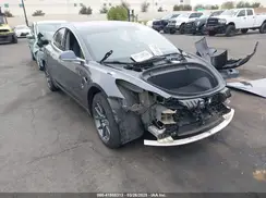 5YJ3E1EA5JF018986 2018 TESLA MODEL 3