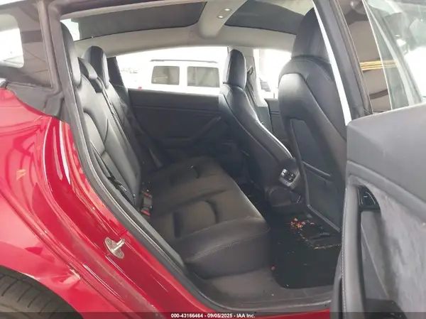5YJ3E1EA5JF019247 2018 TESLA MODEL 3 - Image 8