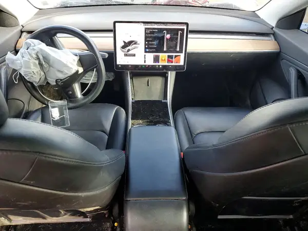 5YJ3E1EA5JF019765 2018 TESLA MODEL 3 - Image 8