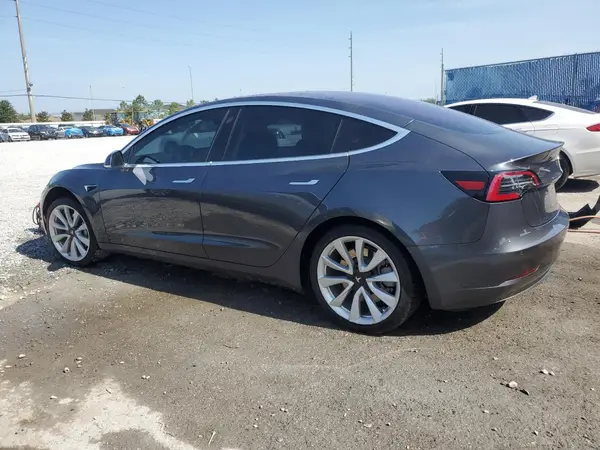 5YJ3E1EA5JF020043 2018 TESLA MODEL 3 - Image 2