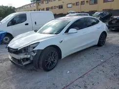 5YJ3E1EA5JF023380 2018 TESLA MODEL 3