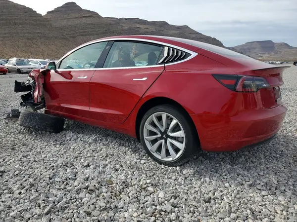 5YJ3E1EA5JF024416 2018 TESLA MODEL 3 - Image 2