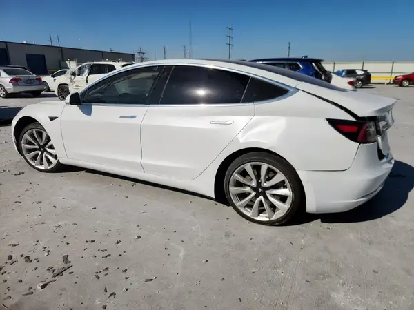 5YJ3E1EA5JF025369 2018 TESLA MODEL 3 - Image 2