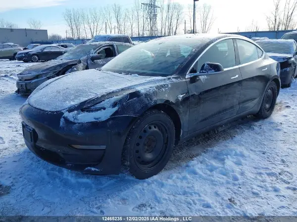5YJ3E1EA5JF028434 2018 TESLA MODEL 3 - Image 2