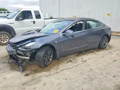 5YJ3E1EA5JF030524 2018 TESLA MODEL 3