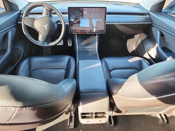 5YJ3E1EA5JF030569 2018 TESLA MODEL 3 - Image 8