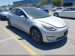5YJ3E1EA5JF030653 2018 TESLA MODEL 3