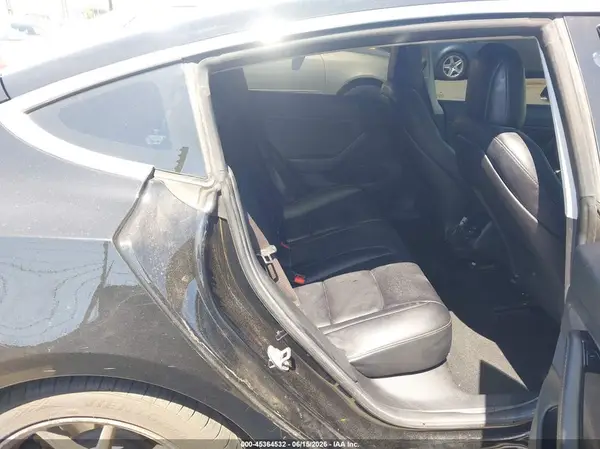 5YJ3E1EA5JF034475 2018 TESLA MODEL 3 - Image 8