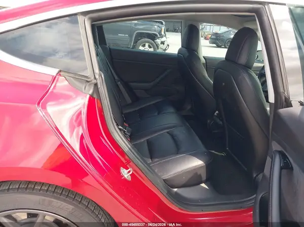 5YJ3E1EA5JF034914 2018 TESLA MODEL 3 - Image 8