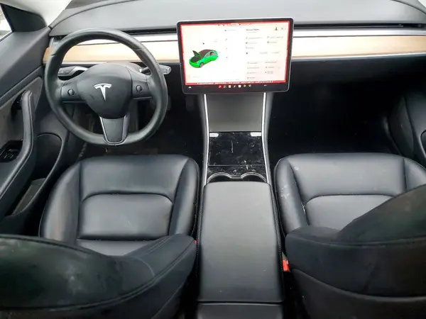 5YJ3E1EA5JF036081 2018 TESLA MODEL 3 - Image 8