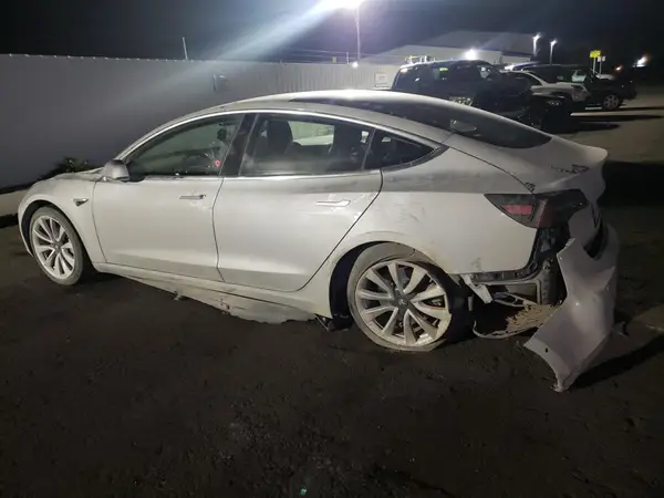 5YJ3E1EA5JF036727 2018 TESLA MODEL 3 - Image 2