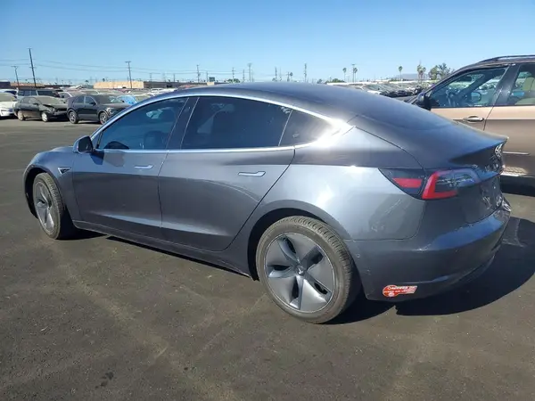 5YJ3E1EA5JF037165 2018 TESLA MODEL 3 - Image 2