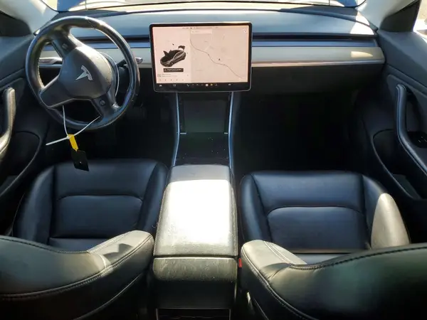 5YJ3E1EA5JF037165 2018 TESLA MODEL 3 - Image 8