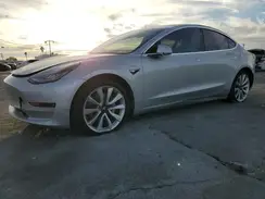 5YJ3E1EA5JF037425 2018 TESLA MODEL 3