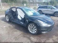 5YJ3E1EA5JF039319 2018 TESLA MODEL 3
