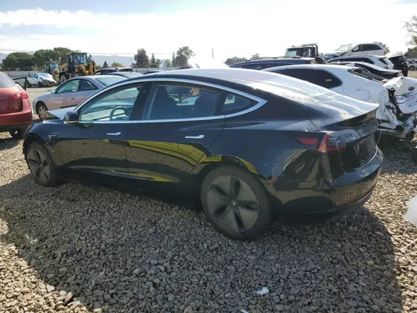 5YJ3E1EA5JF040163 2018 TESLA MODEL 3 - Image 2