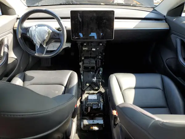 5YJ3E1EA5JF040163 2018 TESLA MODEL 3 - Image 8