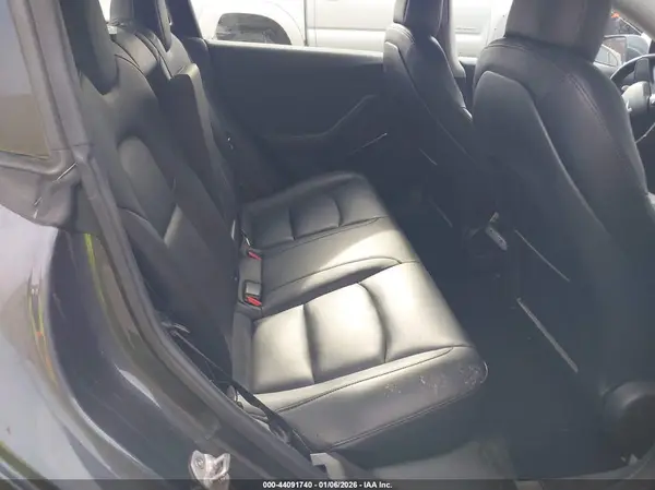 5YJ3E1EA5JF040678 2018 TESLA MODEL 3 - Image 8