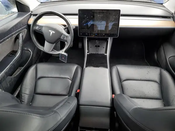 5YJ3E1EA5JF042138 2018 TESLA MODEL 3 - Image 8