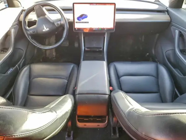 5YJ3E1EA5JF042382 2018 TESLA MODEL 3 - Image 8