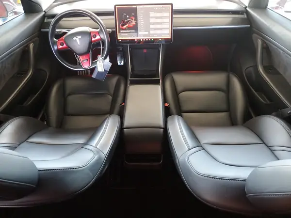 5YJ3E1EA5JF043130 2018 TESLA MODEL 3 - Image 8