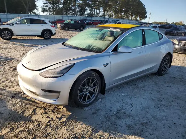 5YJ3E1EA5JF044021 2018 TESLA MODEL 3 - Image 1
