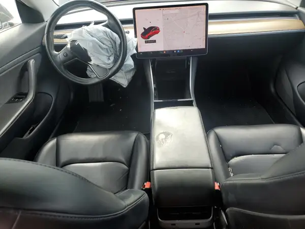 5YJ3E1EA5JF045878 2018 TESLA MODEL 3 - Image 8