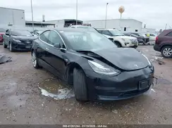 5YJ3E1EA5JF046576 2018 TESLA MODEL 3