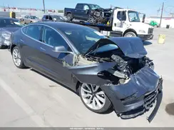 5YJ3E1EA5JF047095 2018 TESLA MODEL 3