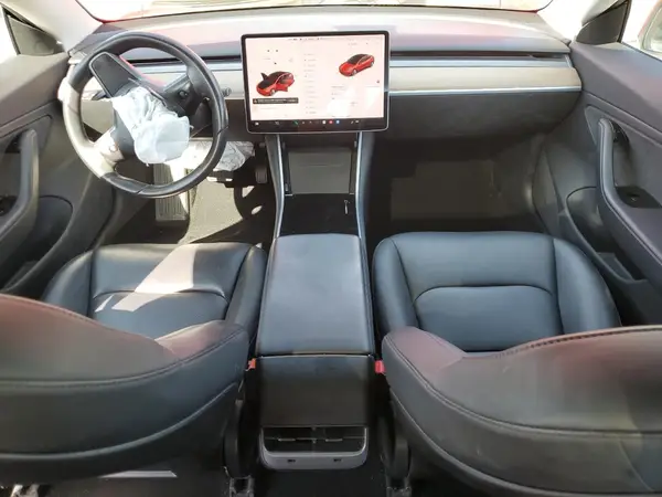 5YJ3E1EA5JF047324 2018 TESLA MODEL 3 - Image 8