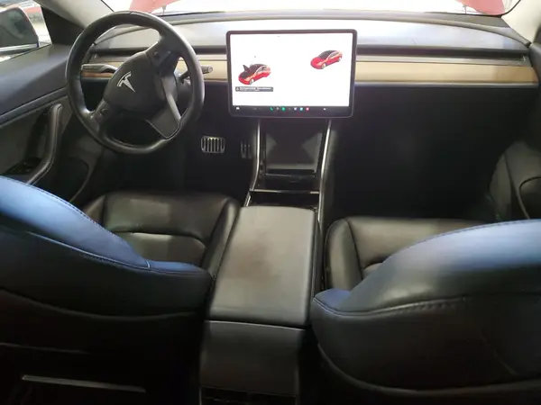 5YJ3E1EA5JF047484 2018 TESLA MODEL 3 - Image 8