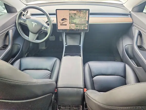 5YJ3E1EA5JF049803 2018 TESLA MODEL 3 - Image 8