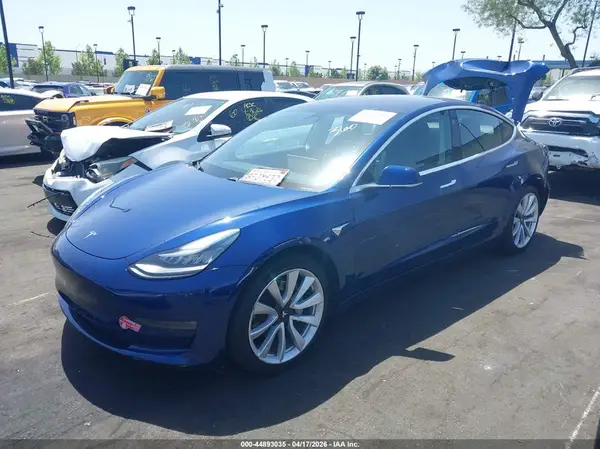 5YJ3E1EA5JF050028 2018 TESLA MODEL 3 - Image 2
