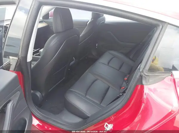 5YJ3E1EA5JF051678 2018 TESLA MODEL 3 - Image 8